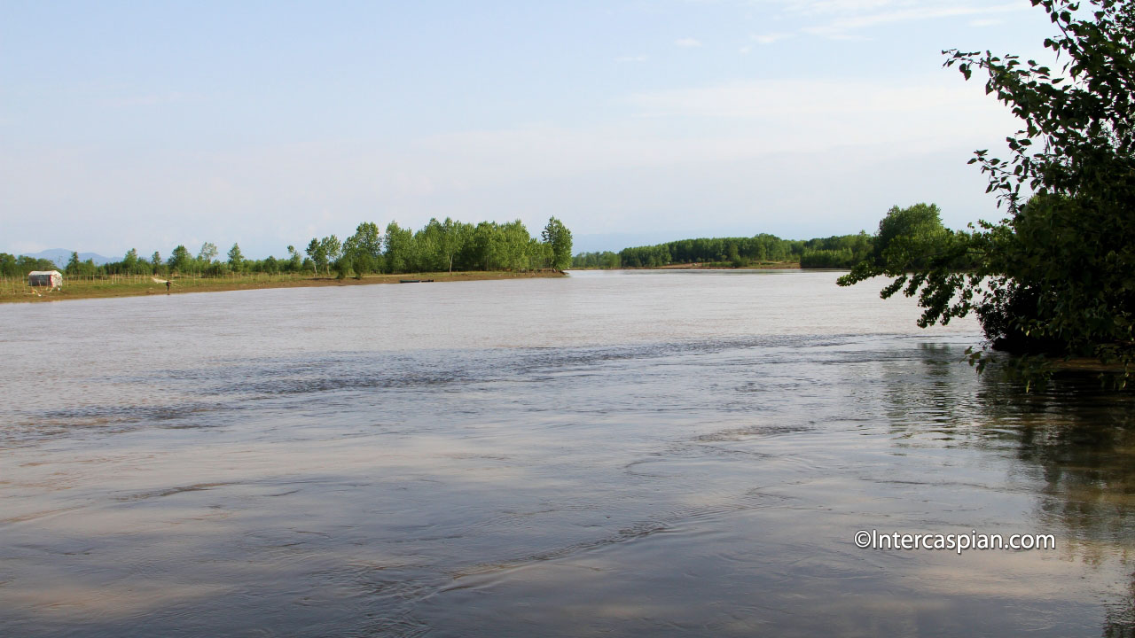 Fleuve Séfid Roud