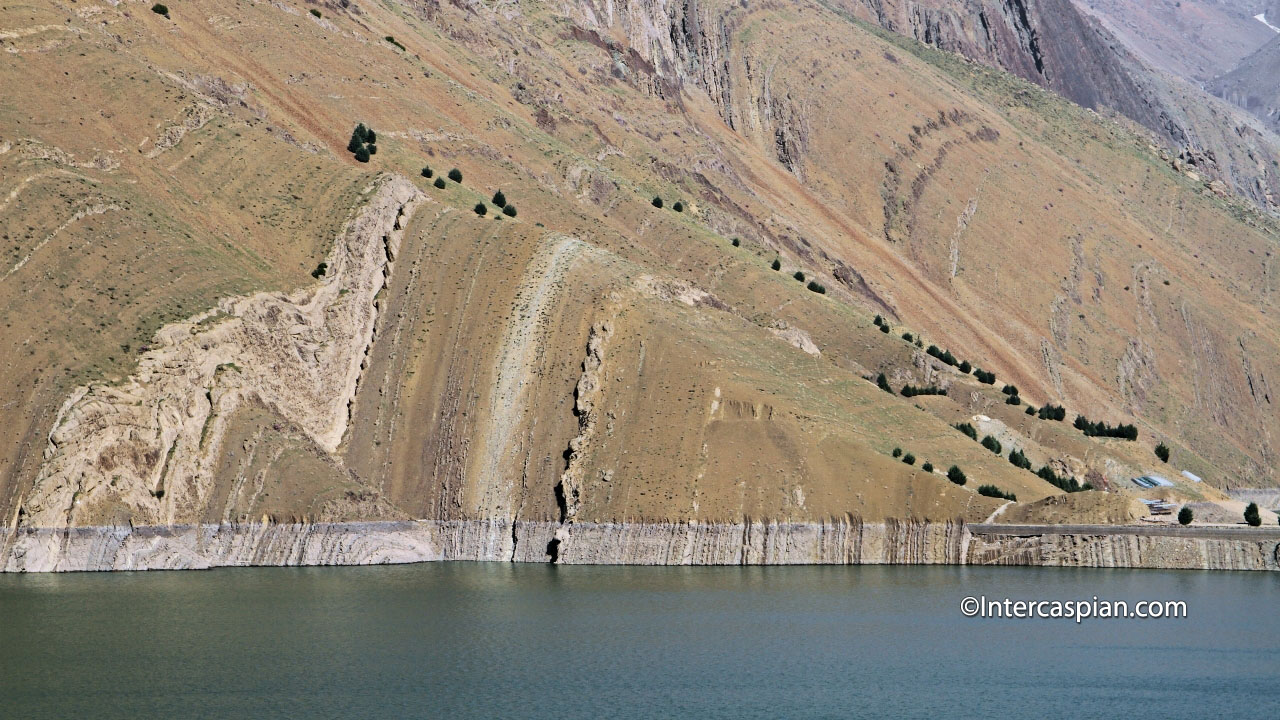 Karaj lake photo