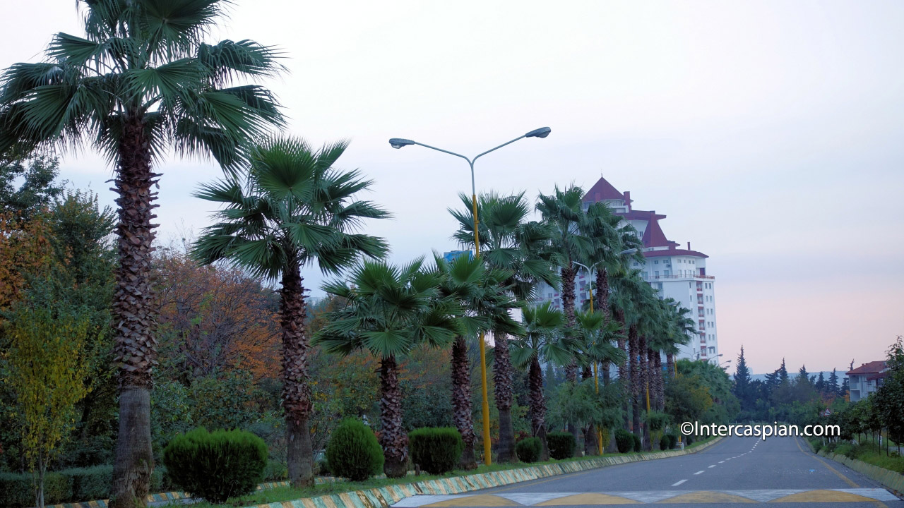 Namak Abrud village road