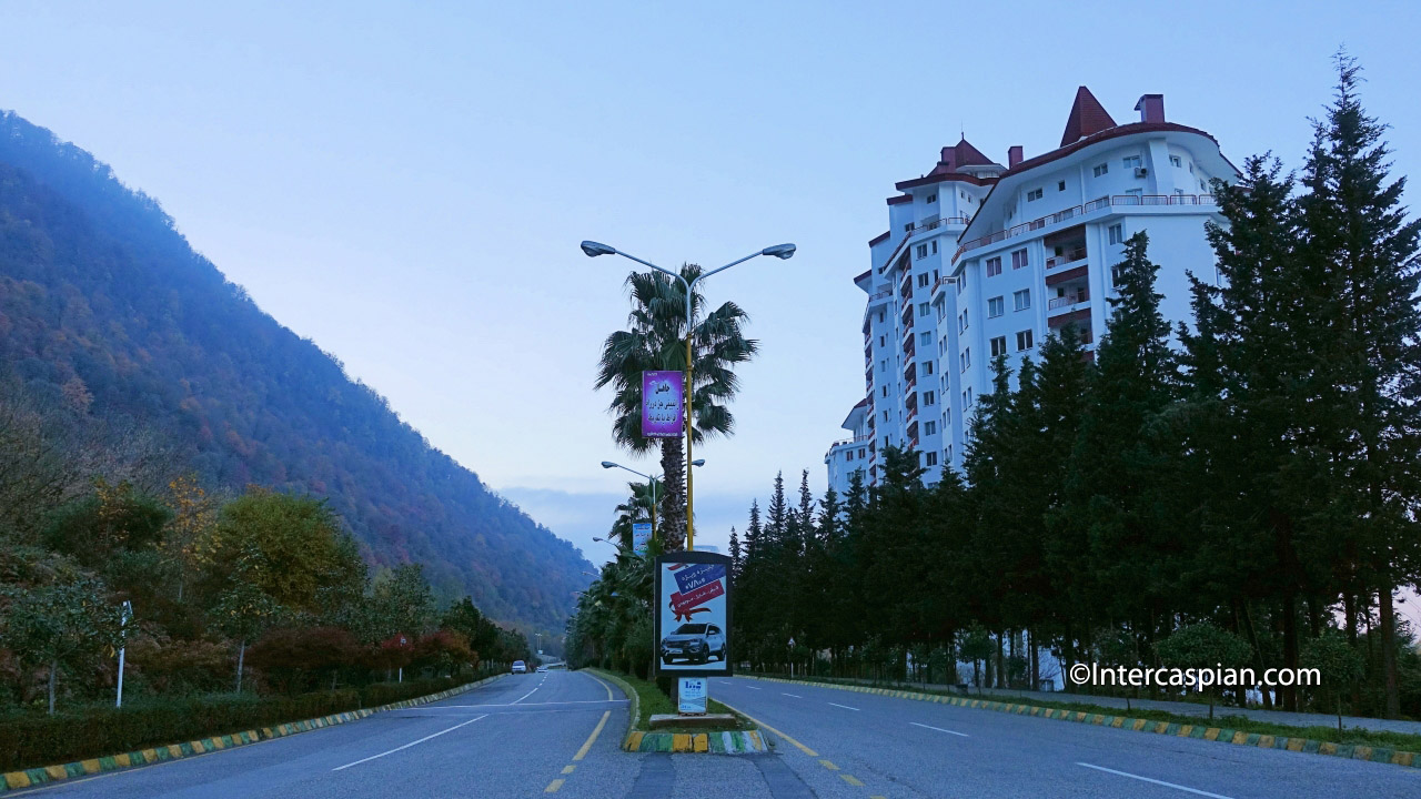 Namak Abrud mountainside road