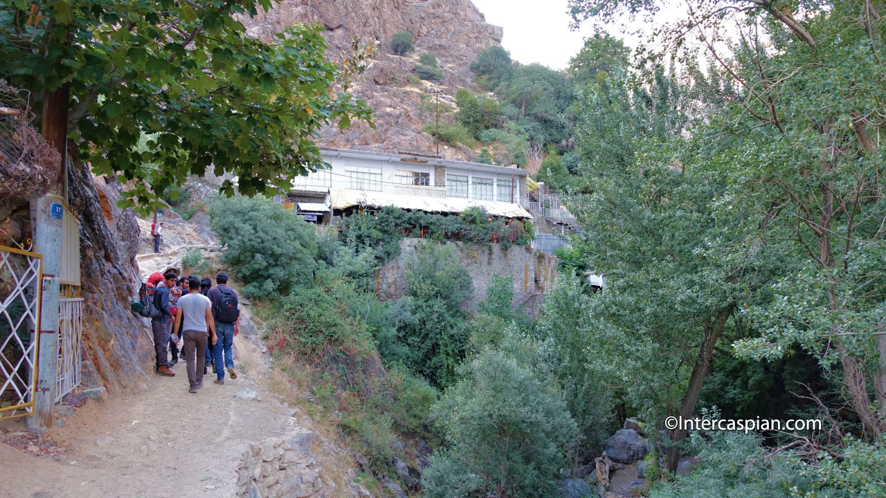 Photo of the Pass-Ghaleh hiking trail, Tehran