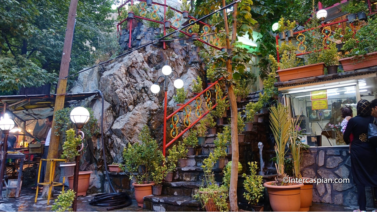 Photo of a  mountainside garden-café