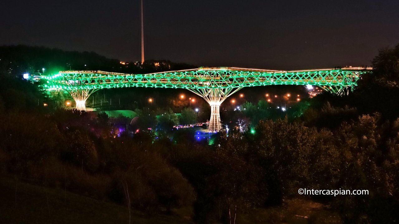 Night photo of the Nature Bridge from the north