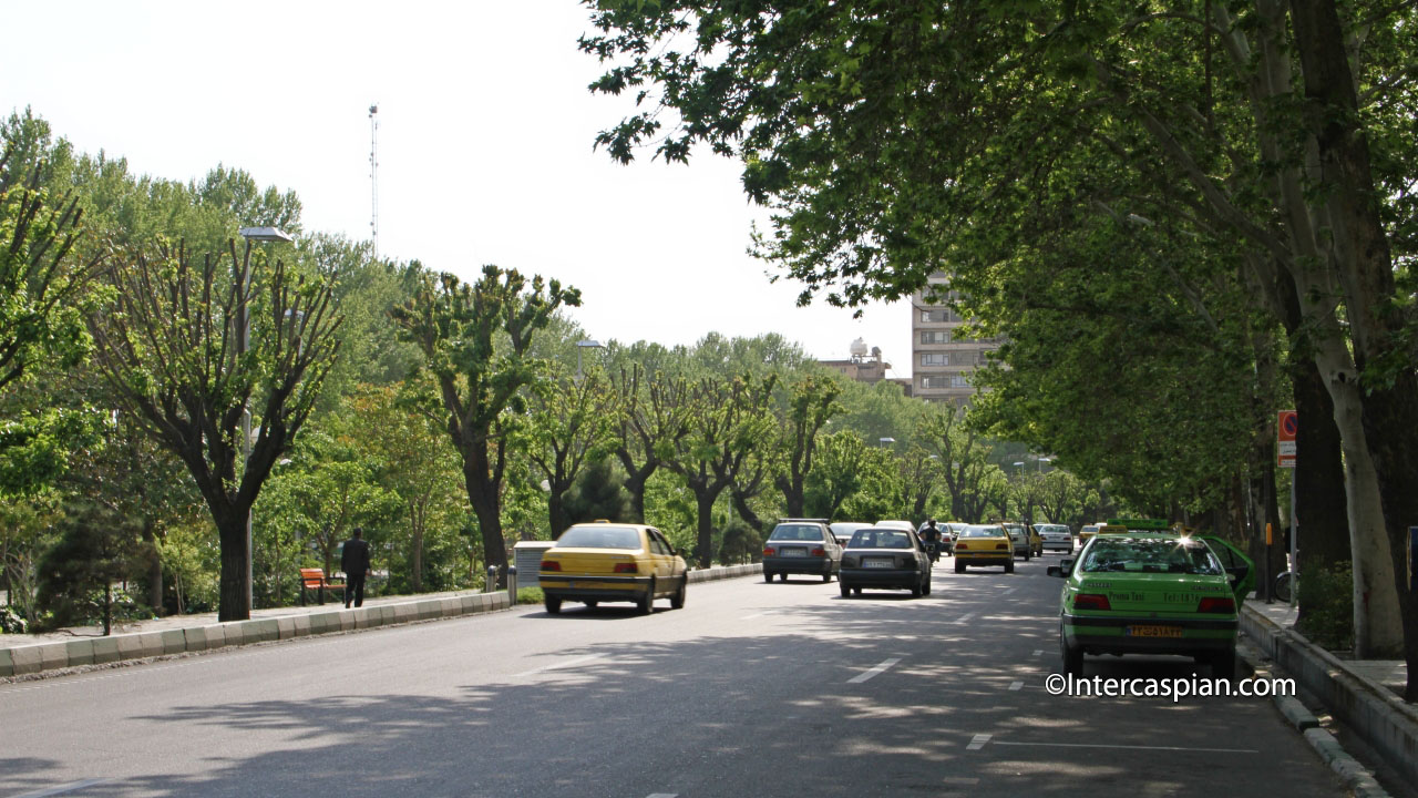 Keshavarz Blvd photo