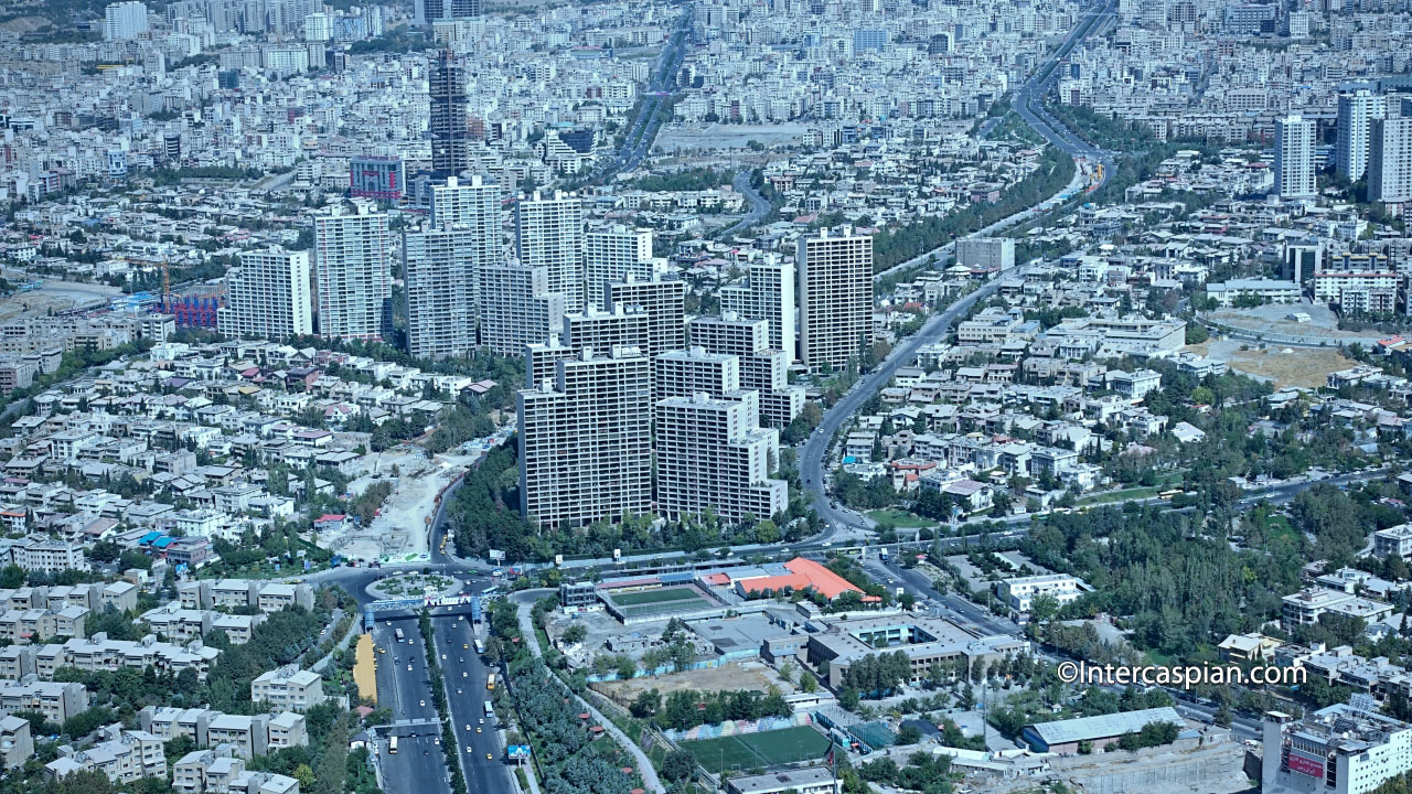 Photo de maisons et immeubles d'habitation dans la partie ouest de Téhéran